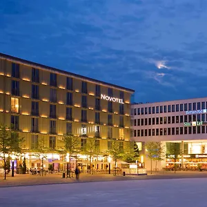 **** Hotel Novotel Messe Německo