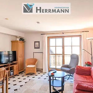 Eichhorn Apartment